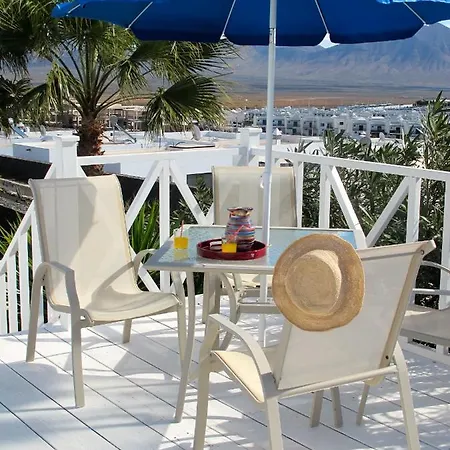 De La Vista * Playa Blanca