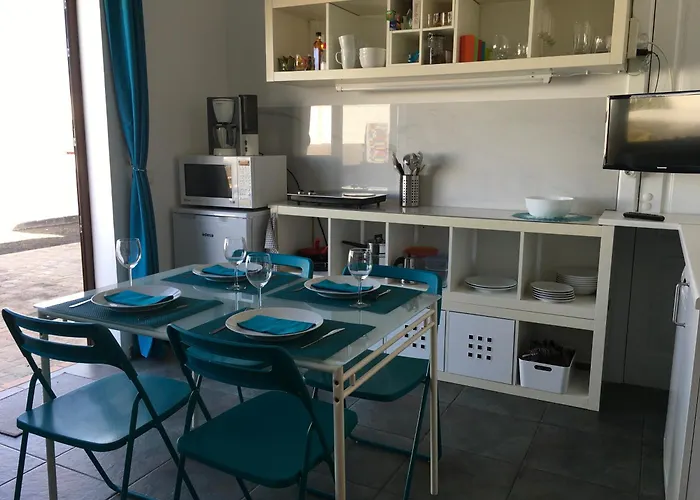 De La Vista بلايا بلانكا